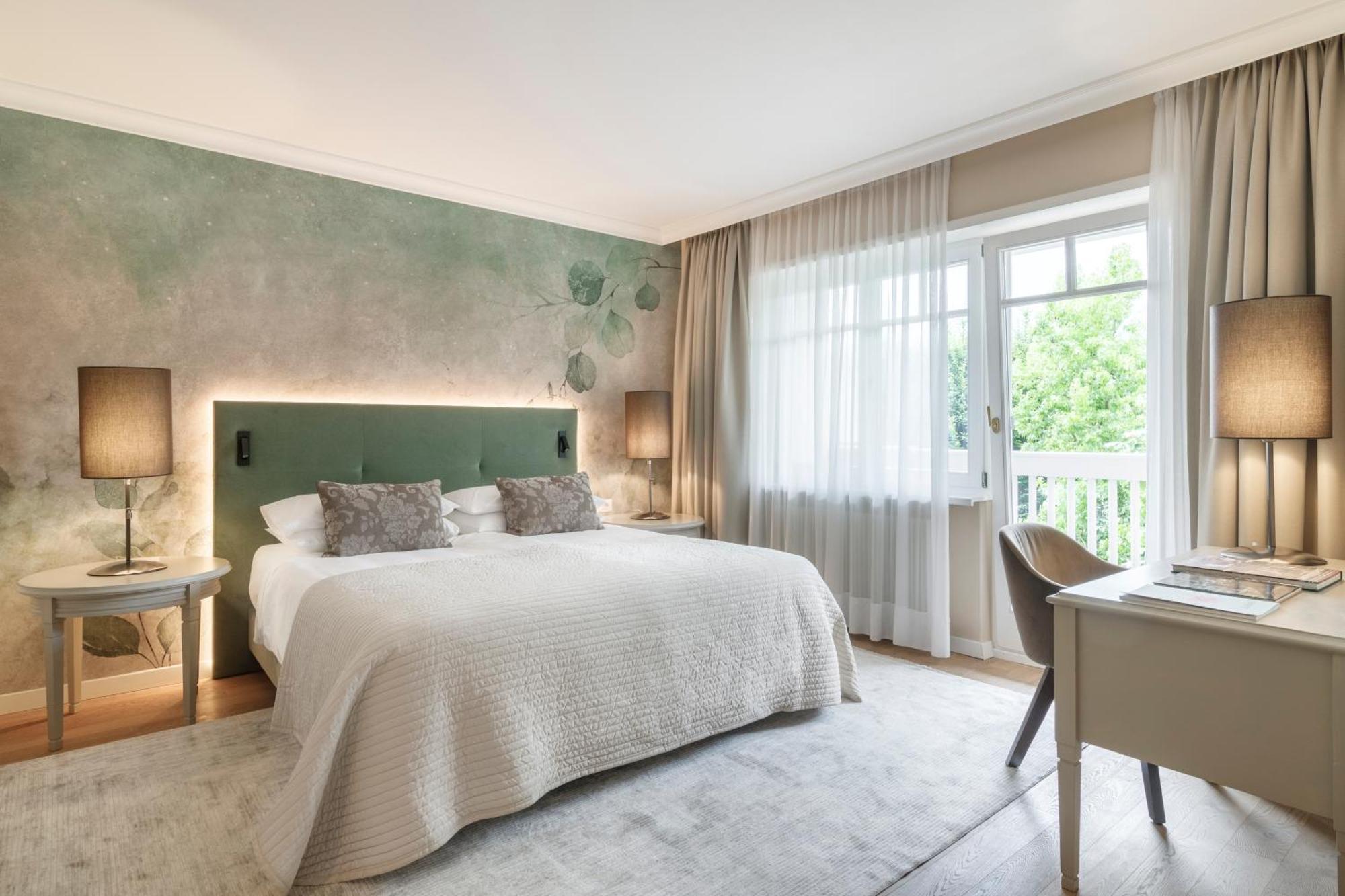 Hotel Pienzenau Am Schlosspark Merano Luaran gambar