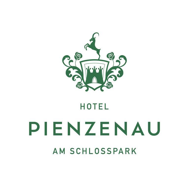Hotel Pienzenau Am Schlosspark Merano Luaran gambar