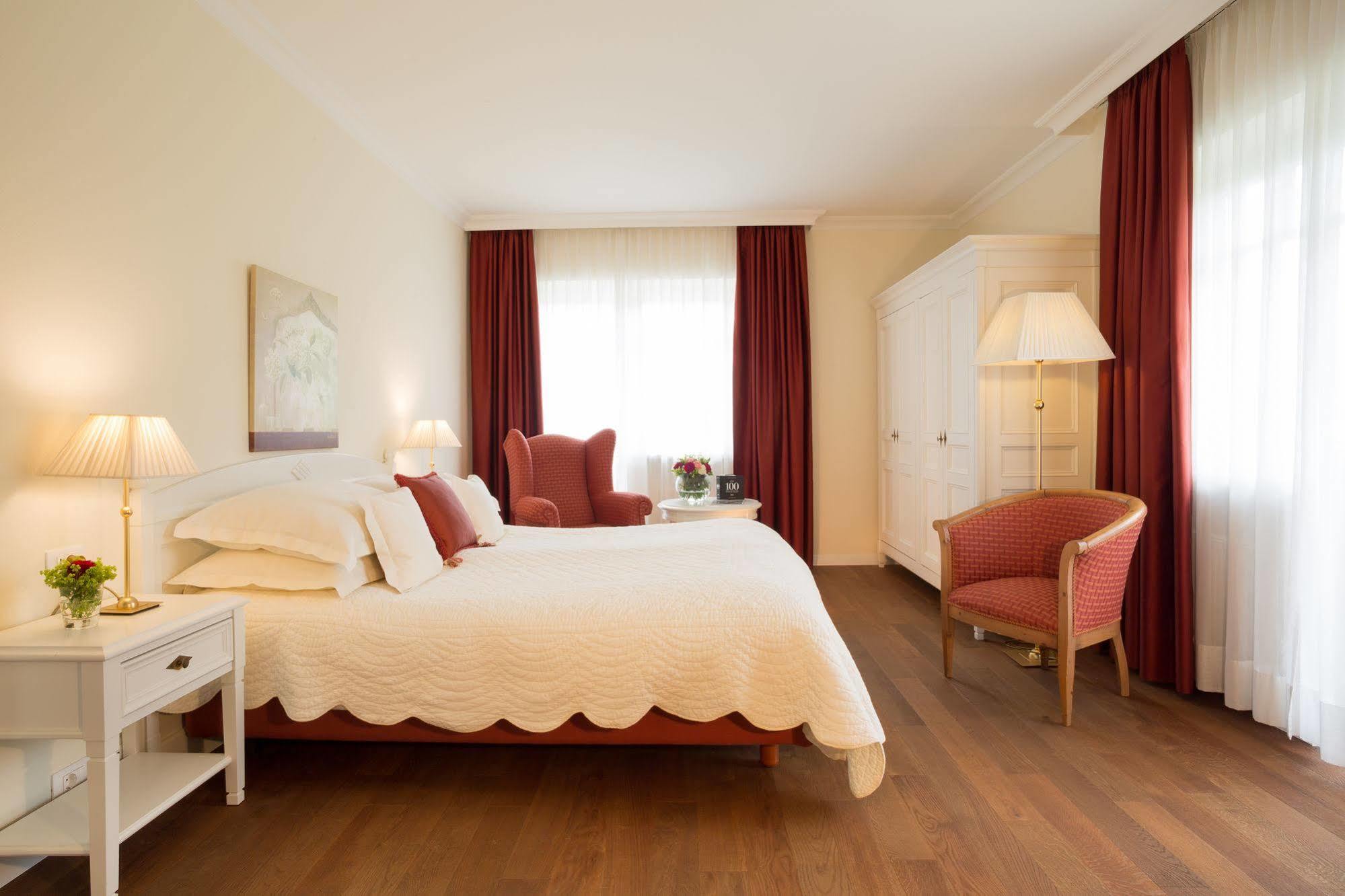 Hotel Pienzenau Am Schlosspark Merano Luaran gambar