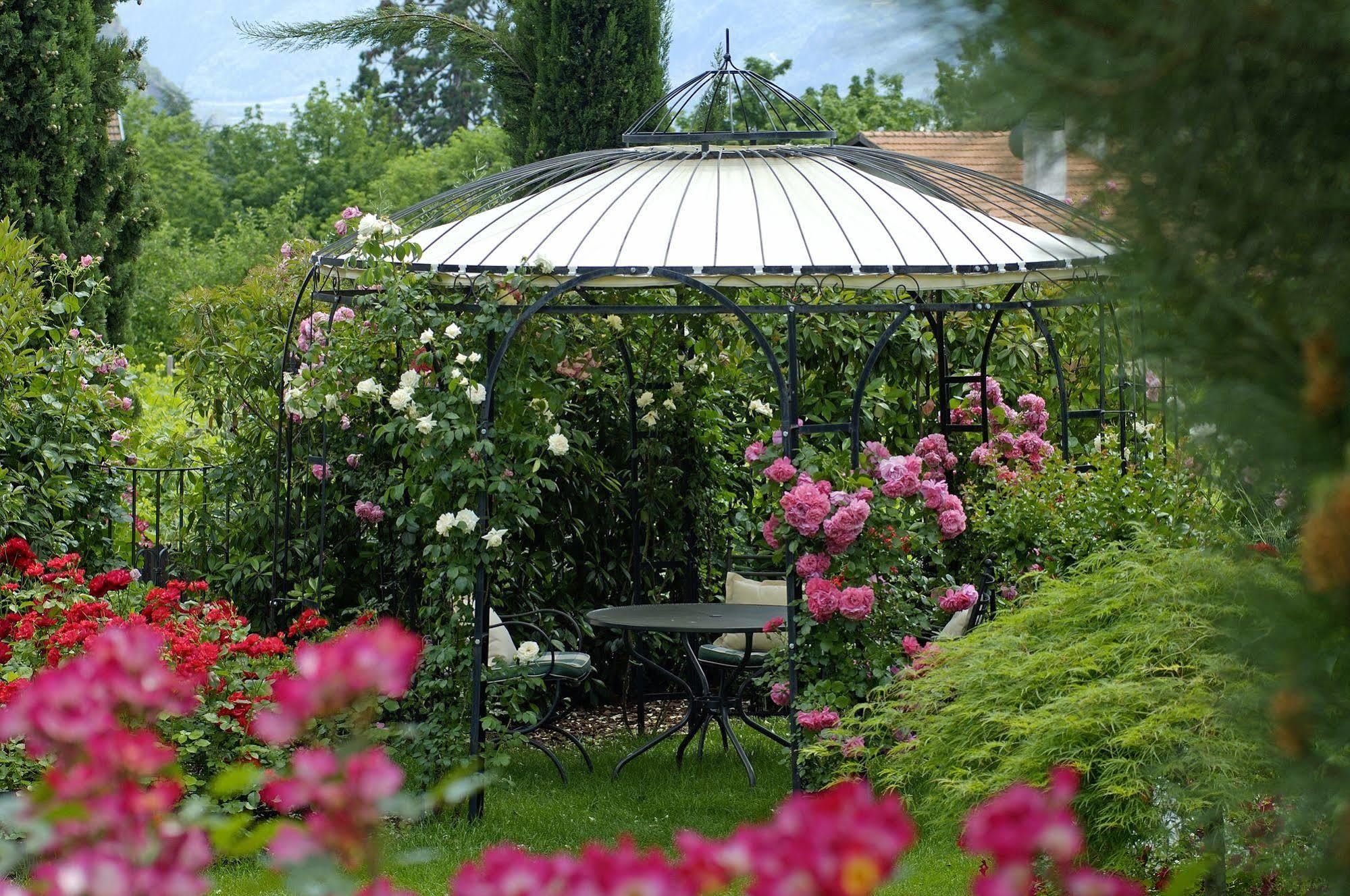 Hotel Pienzenau Am Schlosspark Merano Luaran gambar