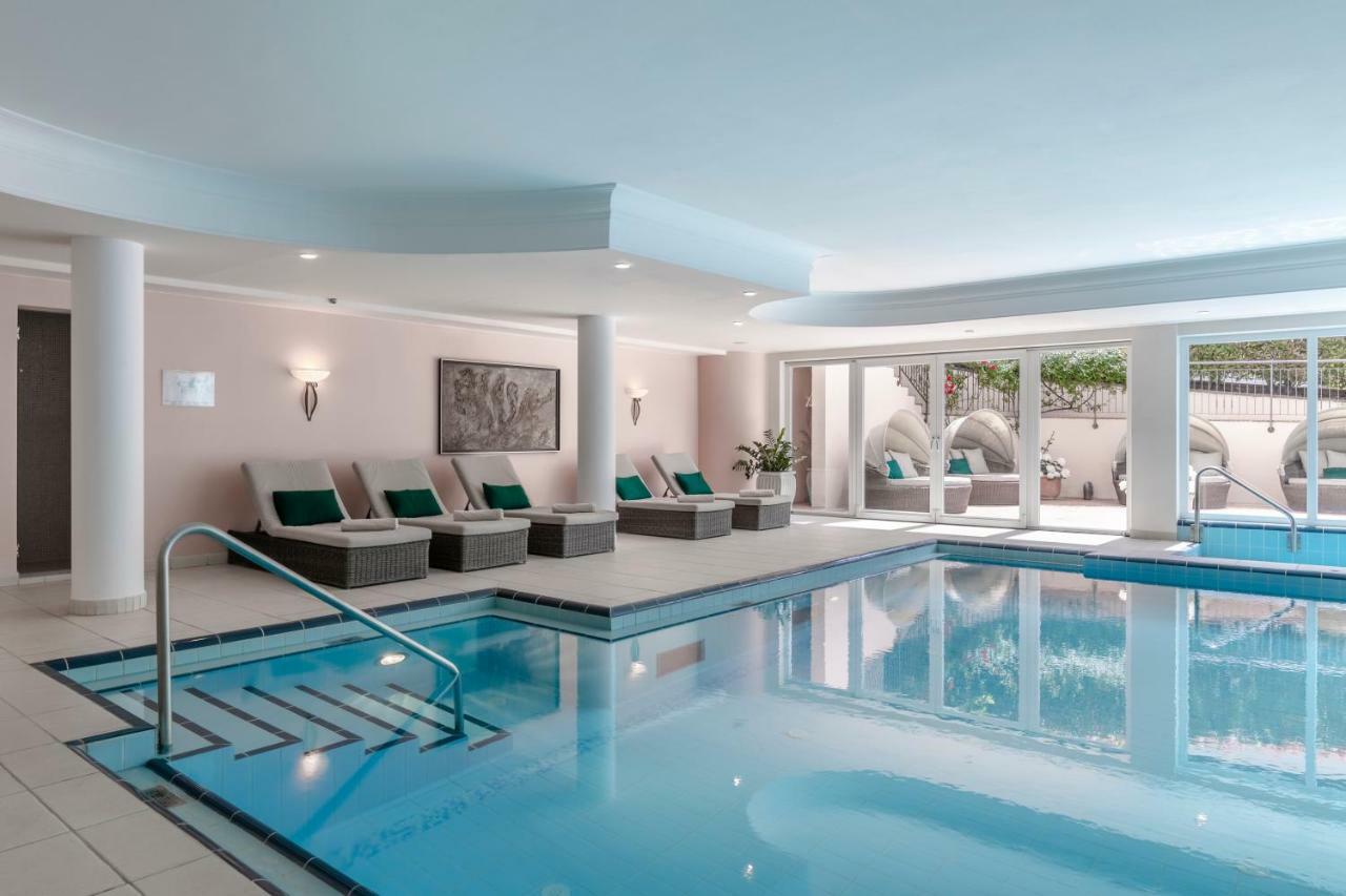 Hotel Pienzenau Am Schlosspark Merano Luaran gambar